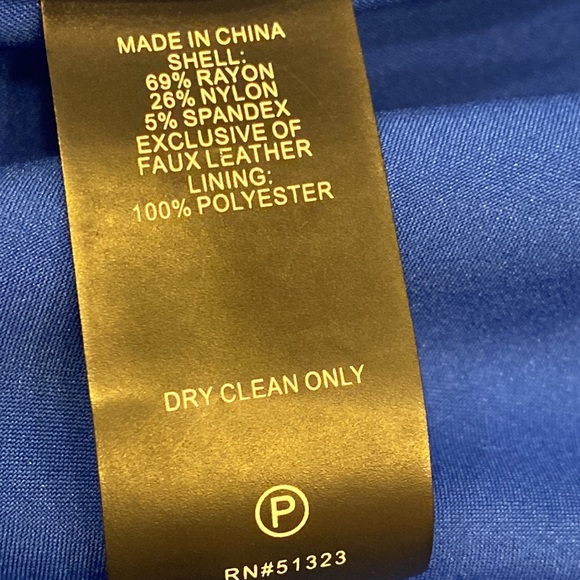 Vince Camuto blue faux leather trim, Excellent Condition, measurements below - Picture 8 of 10